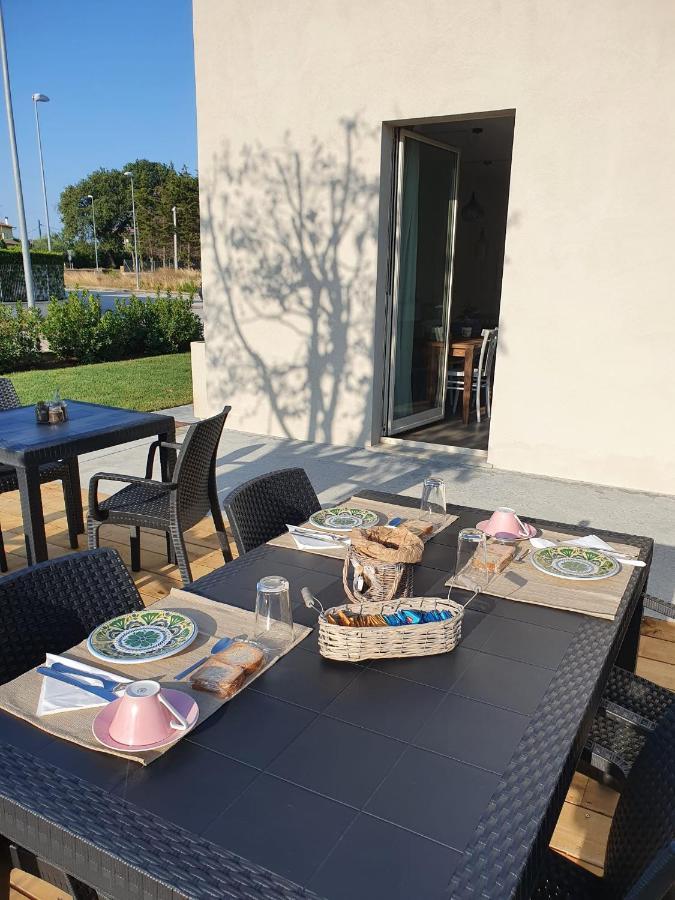 Casa Lunaria B&B Porto SantʼElpidio Eksteriør bilde