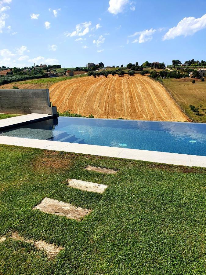 Casa Lunaria B&B Porto SantʼElpidio Eksteriør bilde